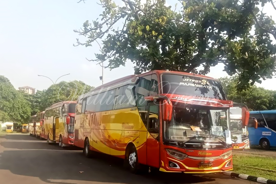 Sewa Bus Pariwisata Jakarta Utara