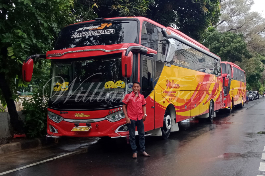 Sewa Bus Pariwisata Natal dan Tahun Baru 2025
