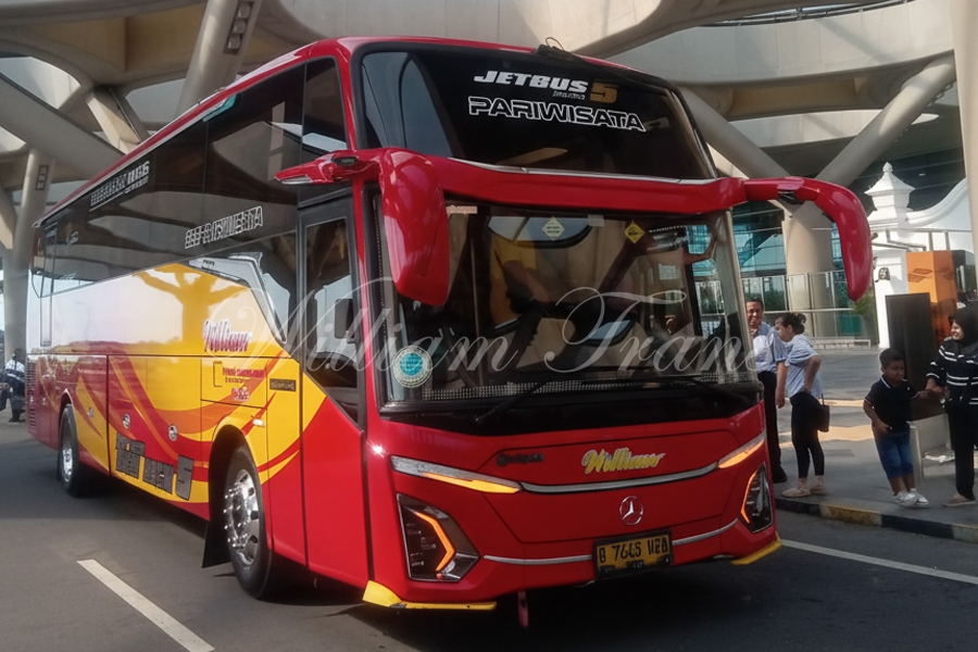Tour Eksklusif Jakarta - Yogyakarta: Pengalaman Tak Terlupakan dengan Big Bus William Trans 48 Seats!